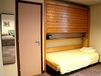 Logis Hotel De La Paix - Tournus Bagian luar foto